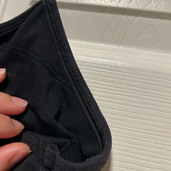 Lululemon Power Y Tank sz 10 - Picture 9 of 9